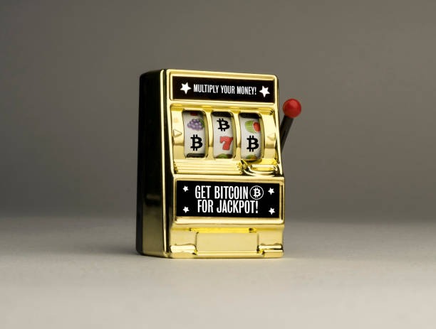 Fortune Mouse game interface showing reel layout and payout table